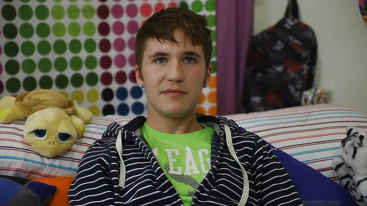 Dečko s farme postao gay zvijezda