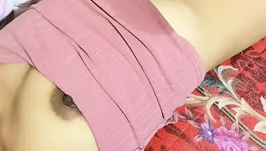 Pinay Step Sister Nagpatira Kay Kuya !