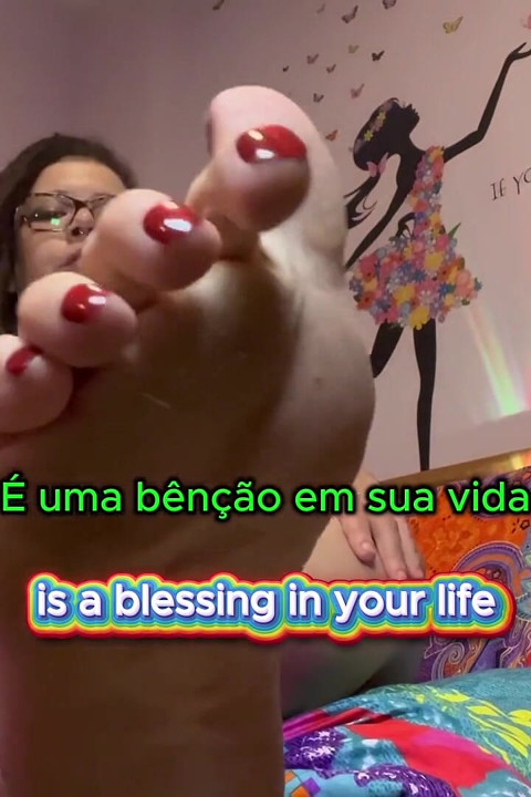 Fodydmygelse af brasiliansk BBW-gudinde