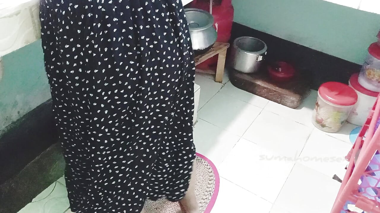 Desi Beautiful Bhabhi sexo com sua melhor amiga.