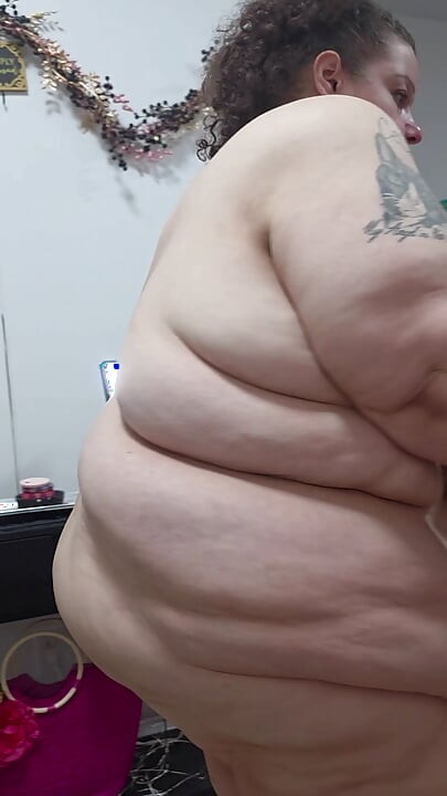 Limpieza de casa desnuda pt 2