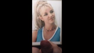 Britney Spears trinkt Sperma-Tribut in frühen Jahren