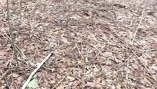 Pinkeln Sexy Im Wald, so Cool