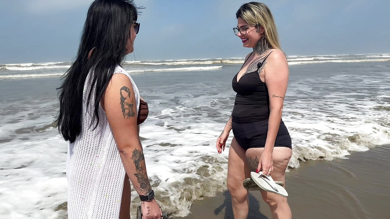 On the beach my wife and I invited a beachgirl to fuck she accepted because she was very horny! she has a pink pussy