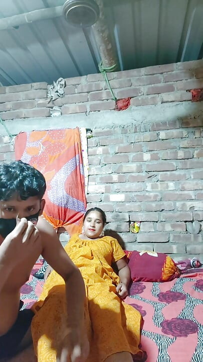 Brother-in-law took Bhabhis birthday gift