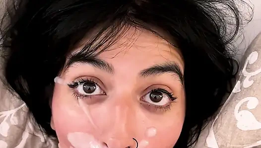 Pelacur Pakistan Hungover dicrot di muka banyak banget