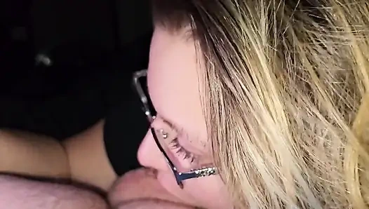 Cowok ini ngentot kontolku habis-habisan sambil nonton cowok ini ngentot dan ngentot wajahku habis-habisan sampai crot di dalam