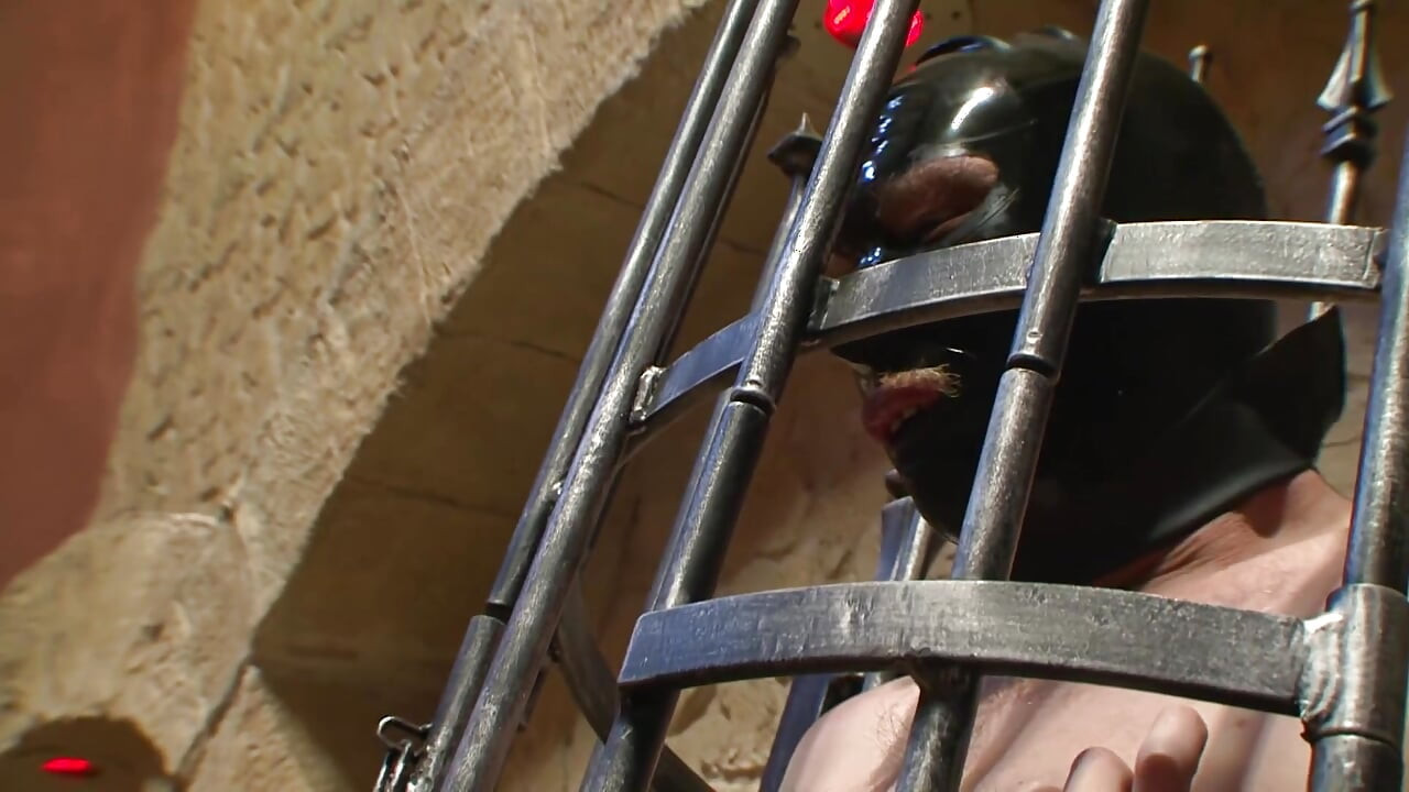 German slave - BDSM guys Domina