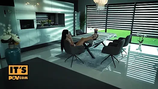Itspov - ayakla muamele ve anal fetiş sürtük Sasha Rose seni boşaltacak