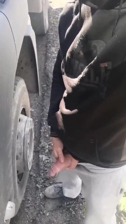 Trucker pee