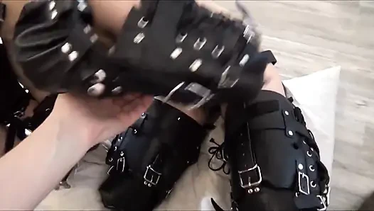 Sex slave used as a mouth whore
