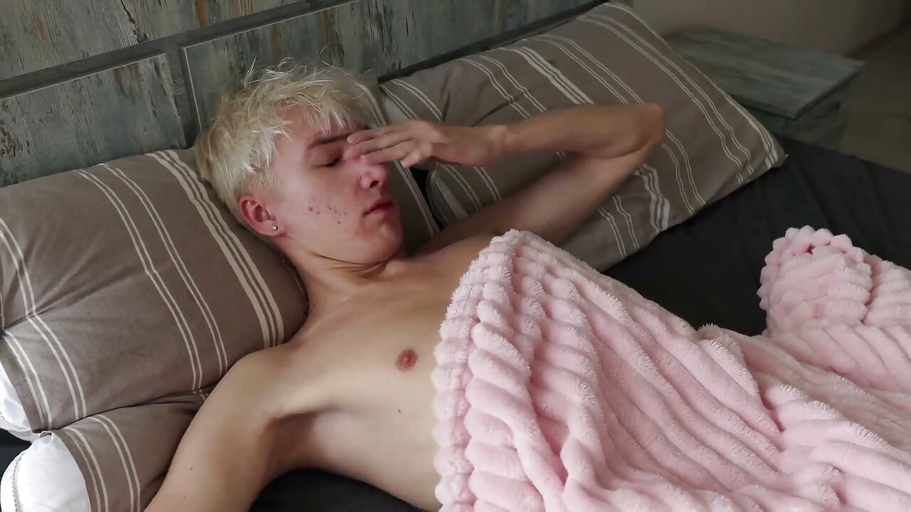 My Stepfather Fucked Me to Take Me to College.