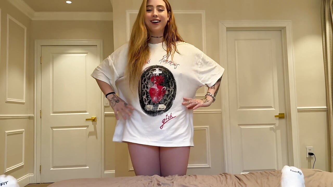 Little StepSister Sneaks Into My Room...FORGOT TO WEAR PANTIES-Rosie Rider
