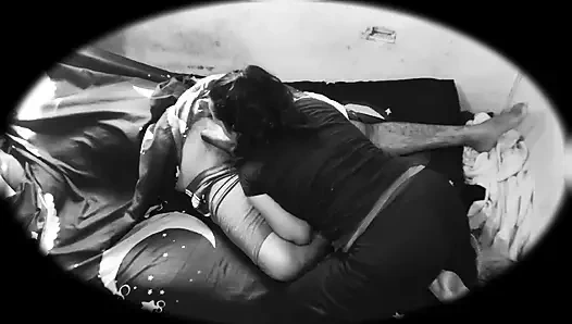 Aku akan bangun dengan sangat bersemangat setiap pagi dan aku tidak tahu mengapa sampai aku memeriksa kamera di kamarku