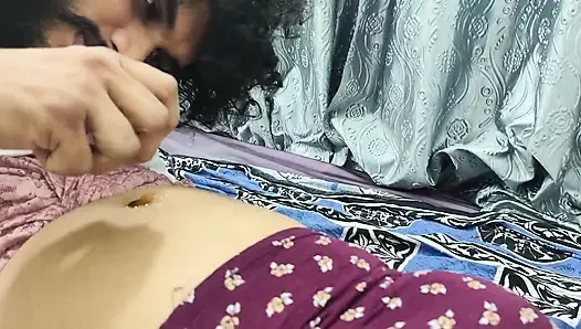 Sari, hüfte, Press navel romantik