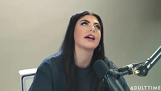 Menjadi Seorang Dominatrix Profesional Bukan Hal yang Diharapkan Gal Ritchie! | Podcast Khusus Orang Dewasa