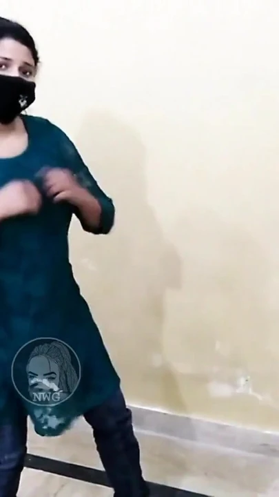 لحظة لا تنسى من "Ik Wari Ty Lag Seeny Naal Sexy Mujra Dance Pakistani"