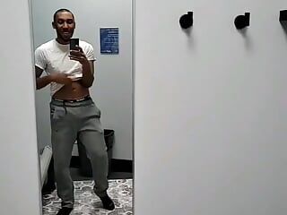Miguel Brown se sent bien enlève tous ses vêtements, vidéo 30
