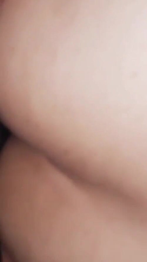STEPMOM FUCKS IN DUBAI WITH HER ARAB STEPSON | Clip 1