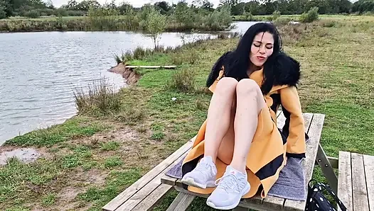 Gaping My Pussy and Pissing Outdoors