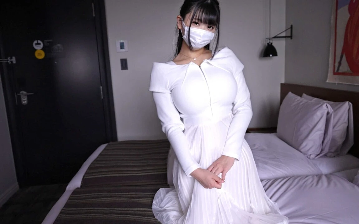 来自另一个维度的巨大胸部 “J罩杯”凹版偶像 完全私人拍摄视频 在办公室秘密拍摄