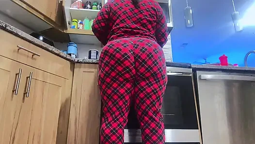 Возбуждение на кухне