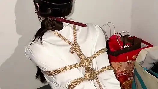 Outdoor Staircase Straight Arm Untie Challenge