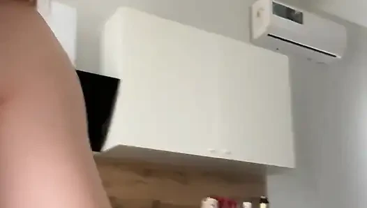 Do you like this video format? Naked vlog?