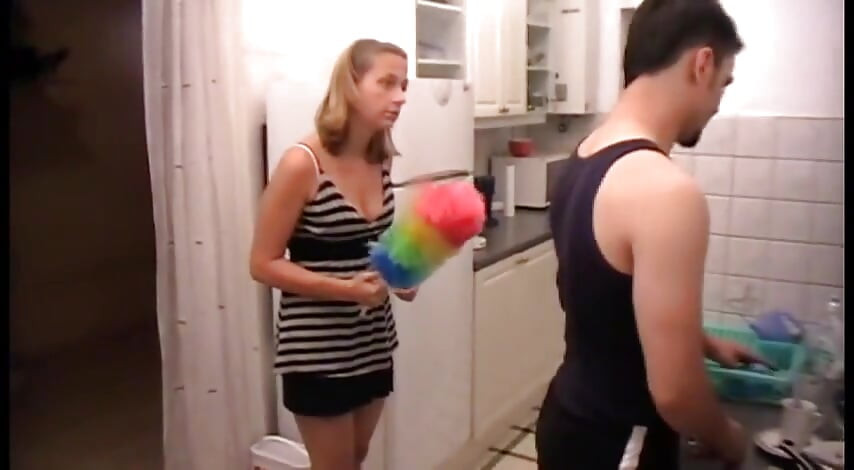 जल्दी करो और उस रसोई घर में ज्वार, गुलाम!