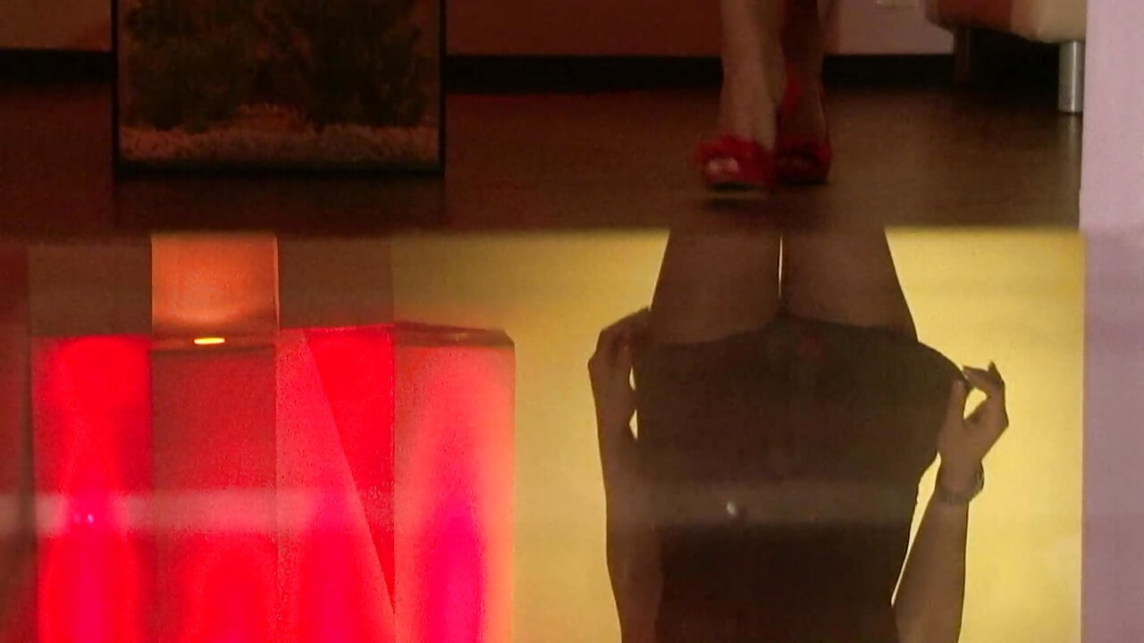 Giving That Hot Mif What She Deserves!