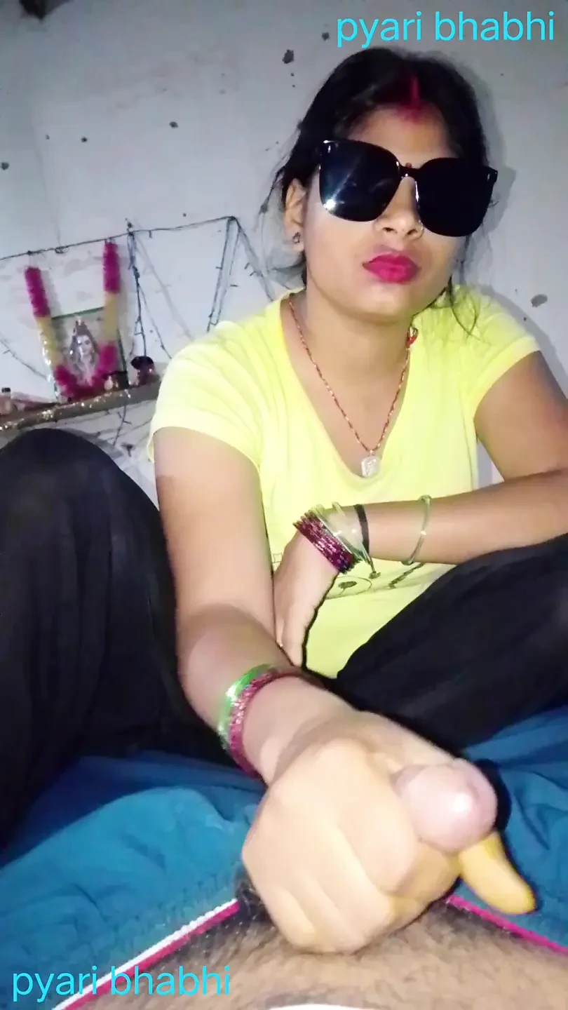 Water came out of the hand of brother-in-law's penis, desi sexy video, sexy video, sex video.