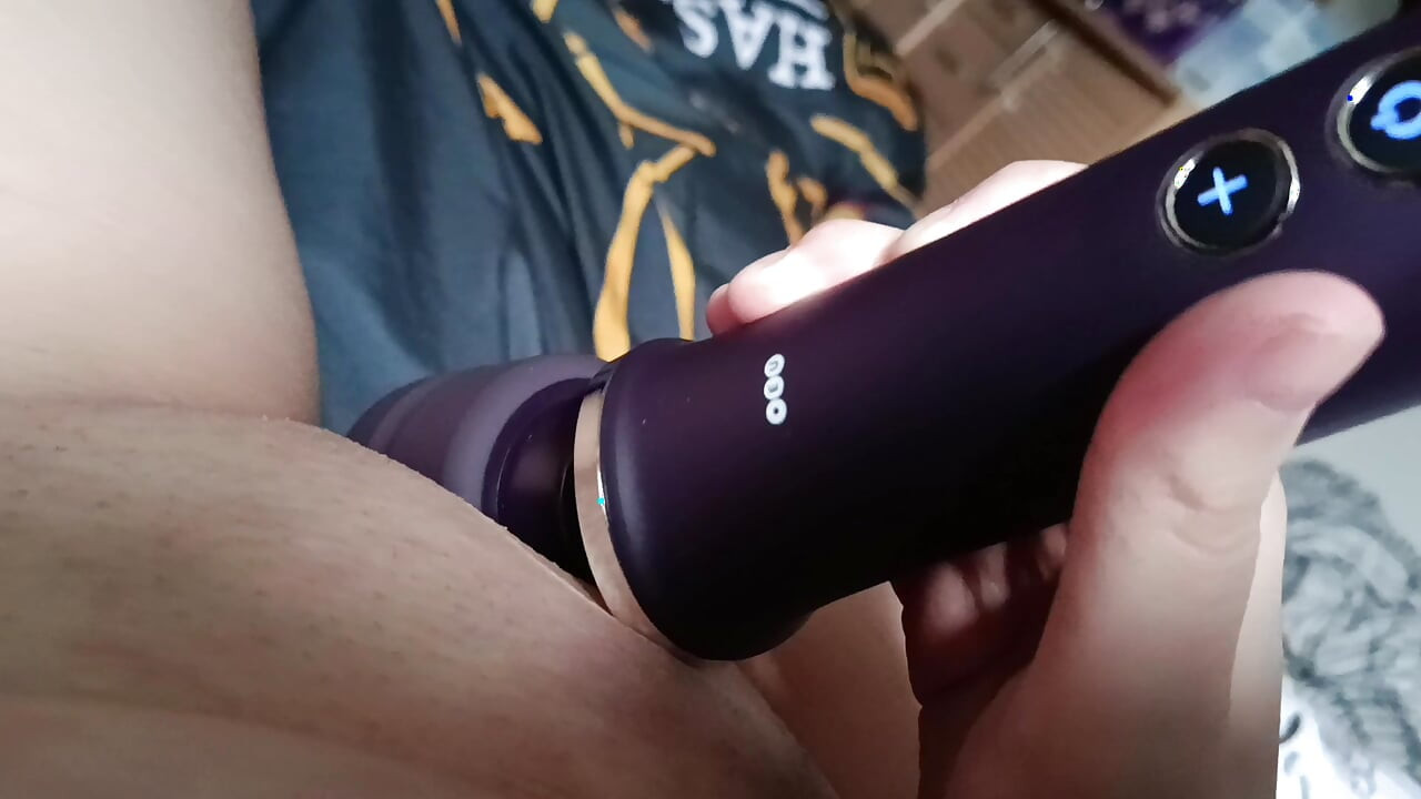 Minha bucetinha apertada de Hogwarts goza pra caralho
