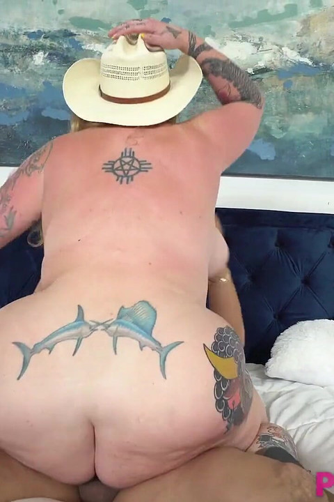 BBW Thick Lizzy Gets Banged in Miami