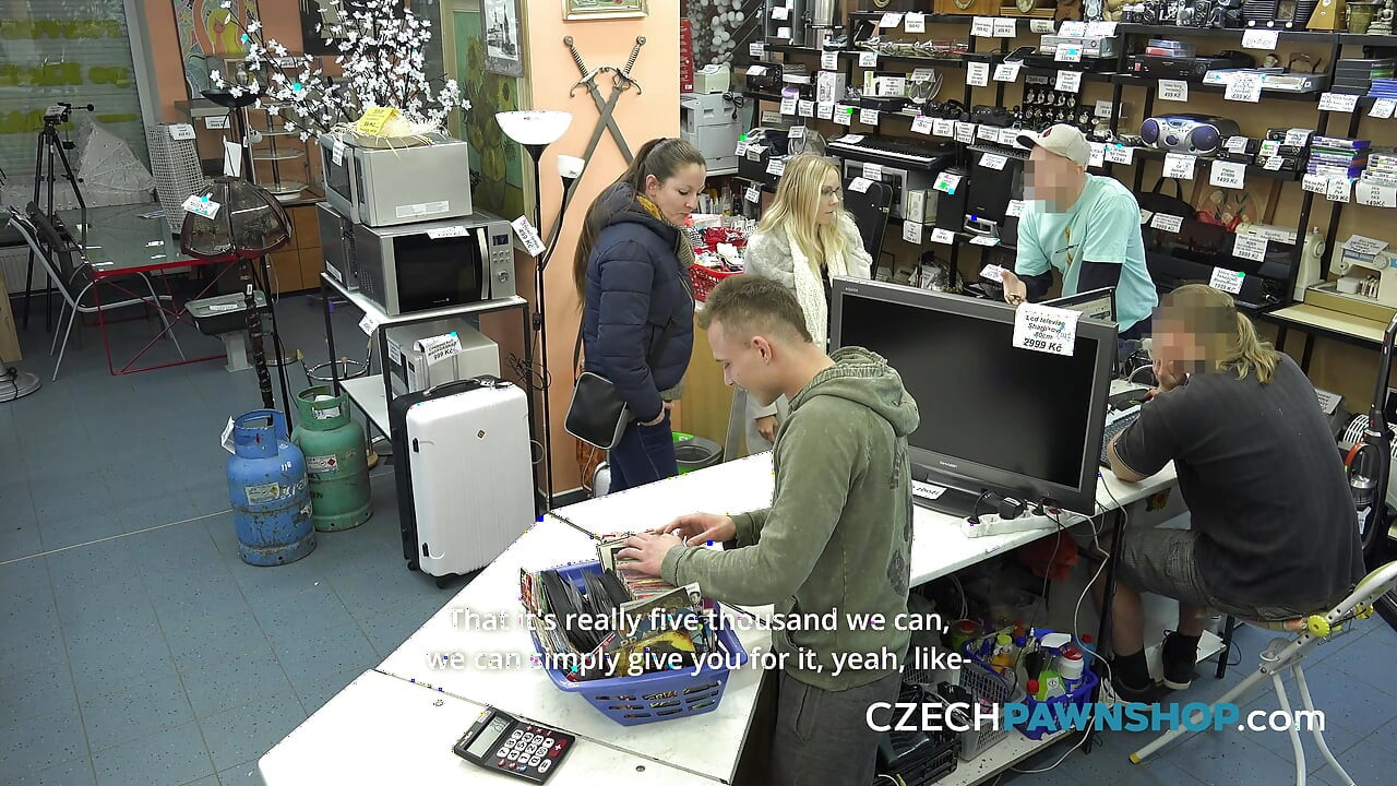 The Hottest Backroom Hookup Ever (CzechPawnShop)