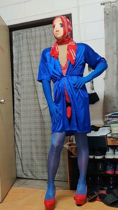 kigurumi doll with blue and red
