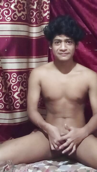 Sensual Bedroom Moments - Passionate Play with Soft Touch