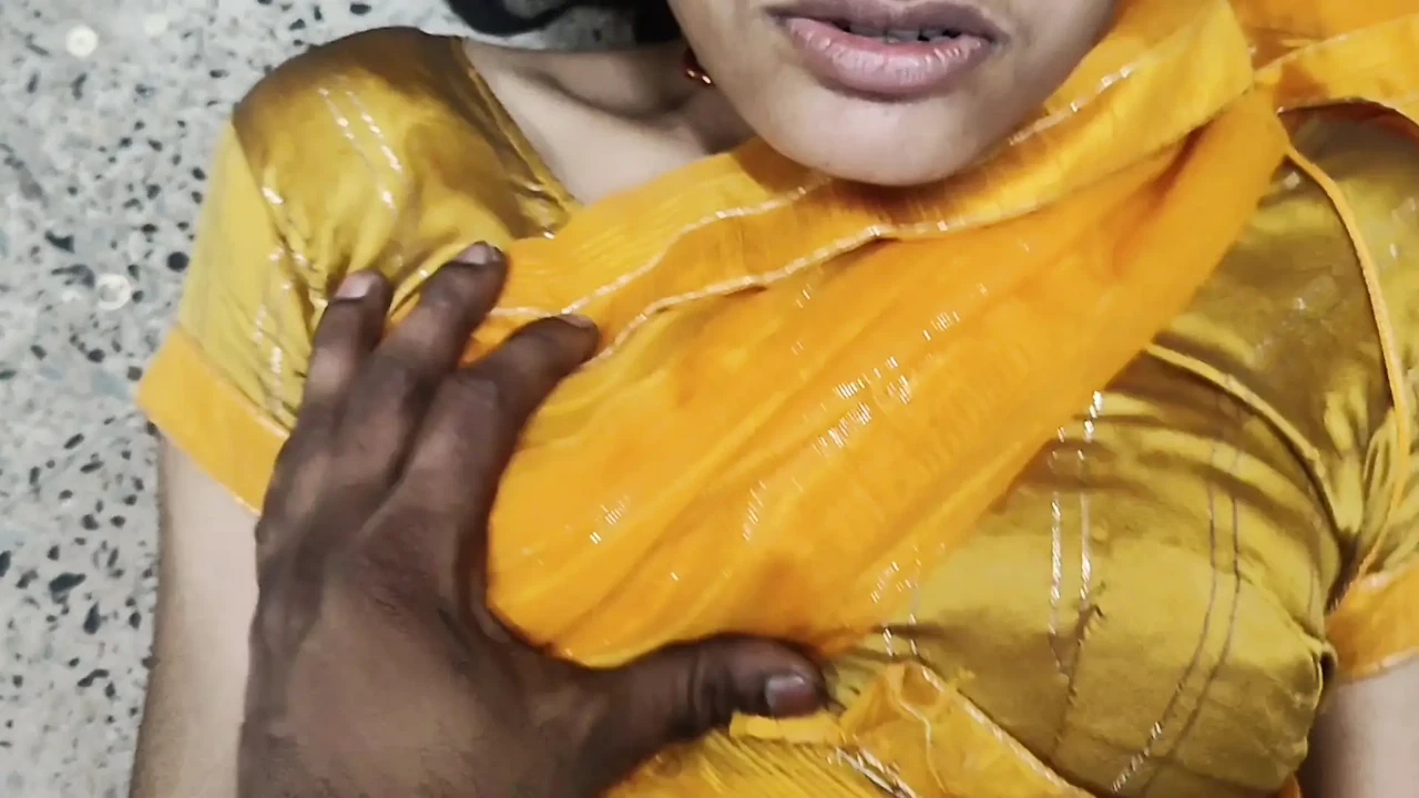 Sapna bhabhi ka chut ka Bal Nikal Ke Chudai karwai hindi Sex video