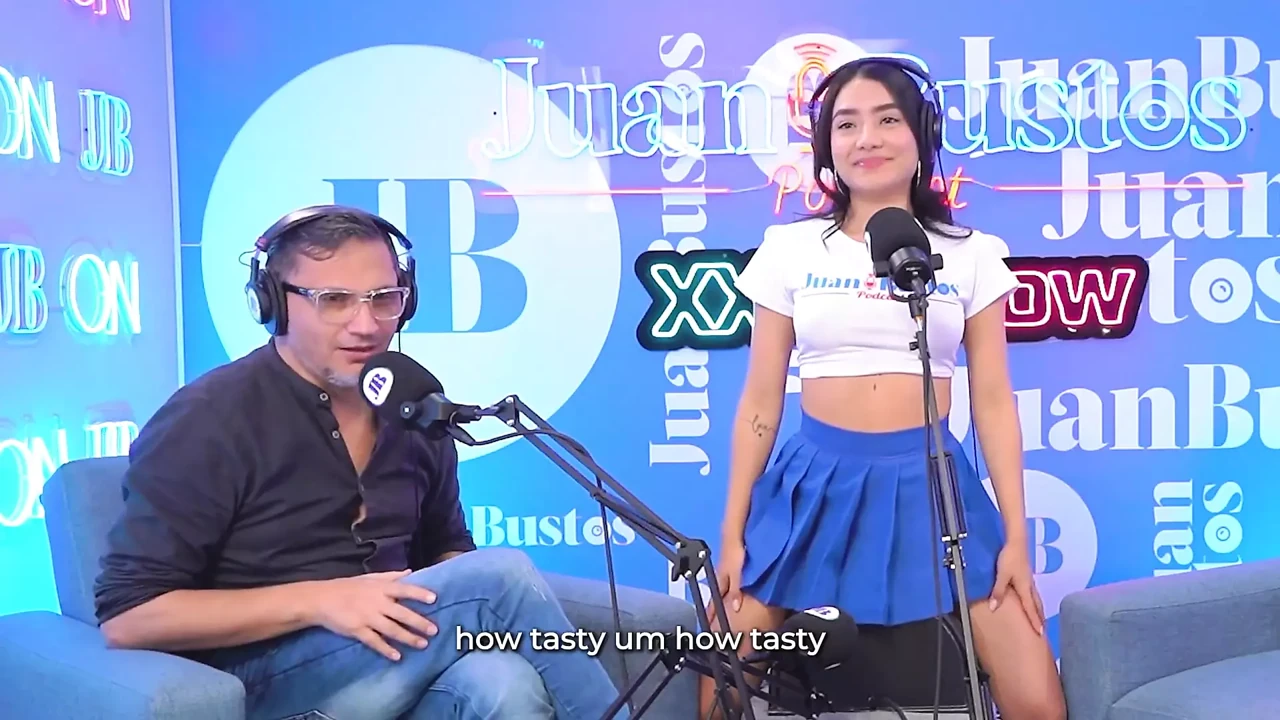 Little Kinky Colombian Mayraoficial Cums on the Sybian Machine - Juan Bustos Podcast