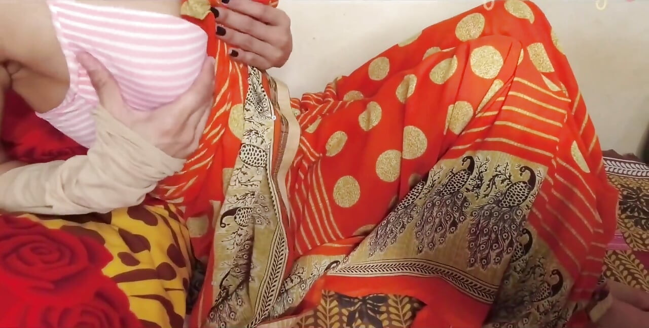 วัยรุ่นอินเดียถึงจุดสุดยอดหลายครั้งในท่ามิชชันนารี