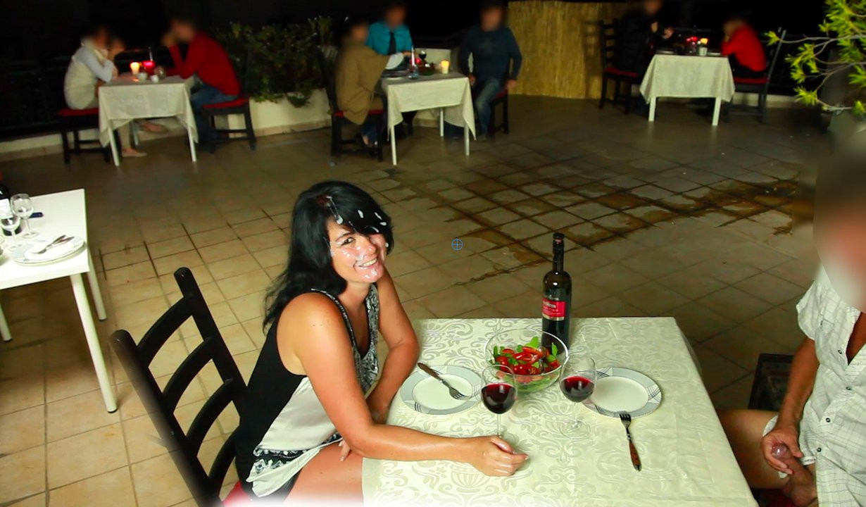 PUBLIC EXTREME! DOUBLE CUM BOMB IN THE MIDDLE OF THE RESTAURANT!