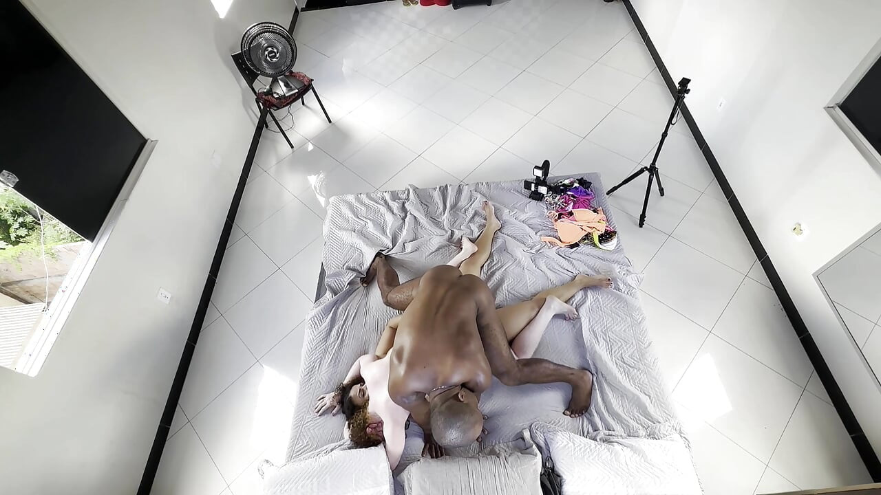 TWO LESBIAN GIRLS SUCK AND FUCK EACH OTHER IN FRONT OF ME I FUCK THEM BOTH