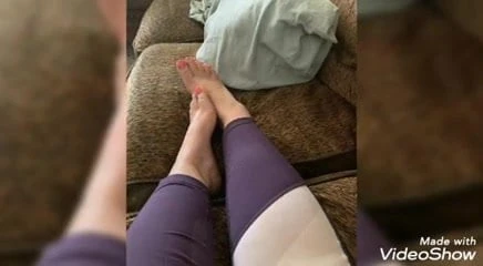 Annika Pearl Feet