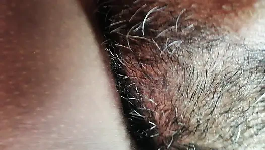 Pembantu rumah tangga Desi tidak. Pilihan. Tapi biarkan majikannya melakukannya