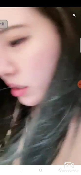 Taiwan big boob with tall thigh