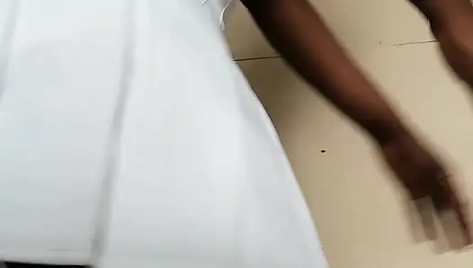 Zu hause einfach gelangweilt