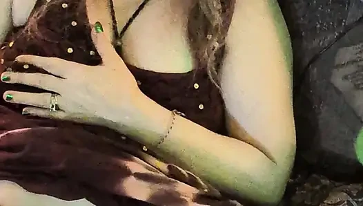 Mehr spielzeugspiel und blowjob-spaß-zusammenstellung!