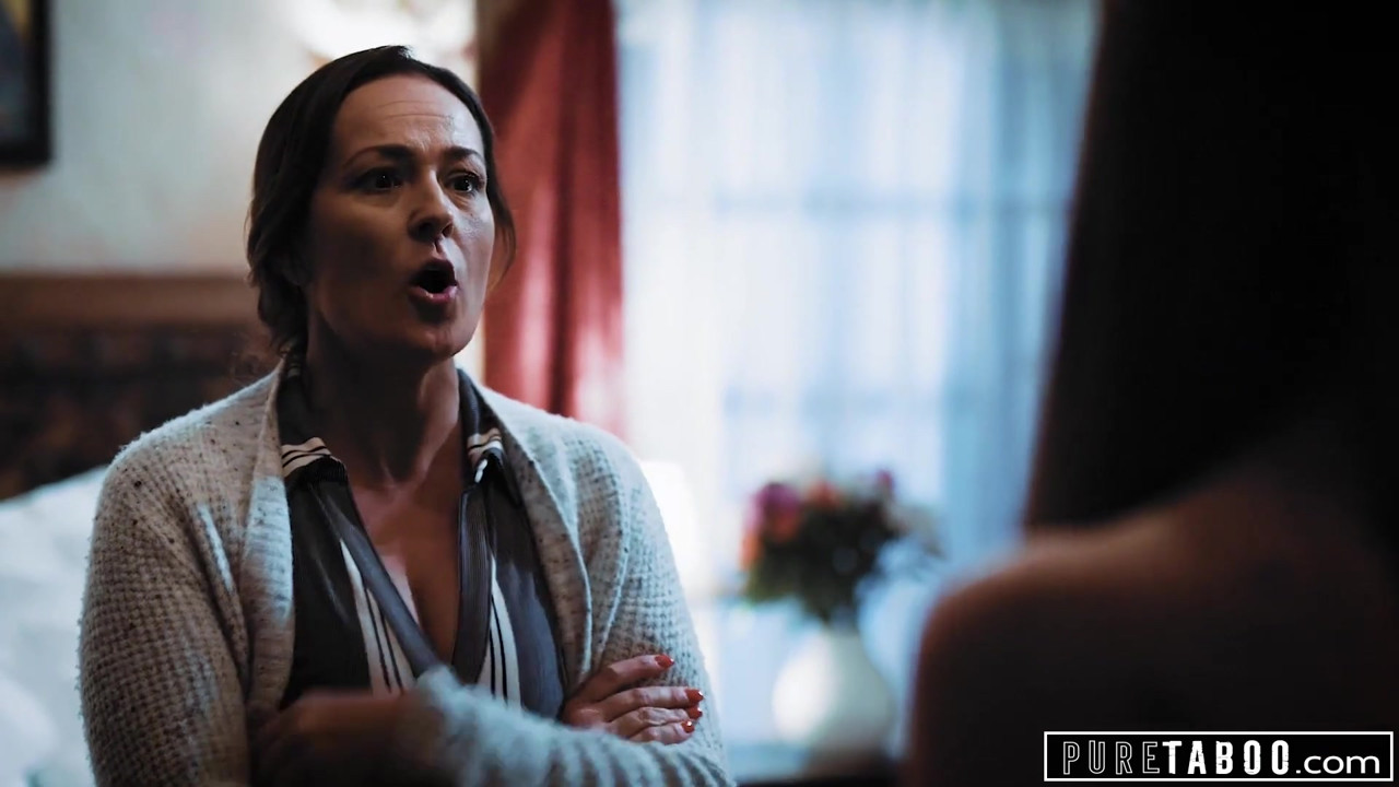 継母と継父と捕まる純粋なタブー、カイラー・クインが参加