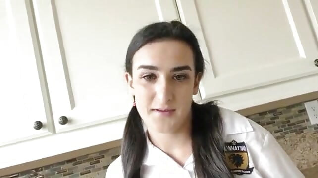 18 साल की पिगटेल गांड चटाई रंडी