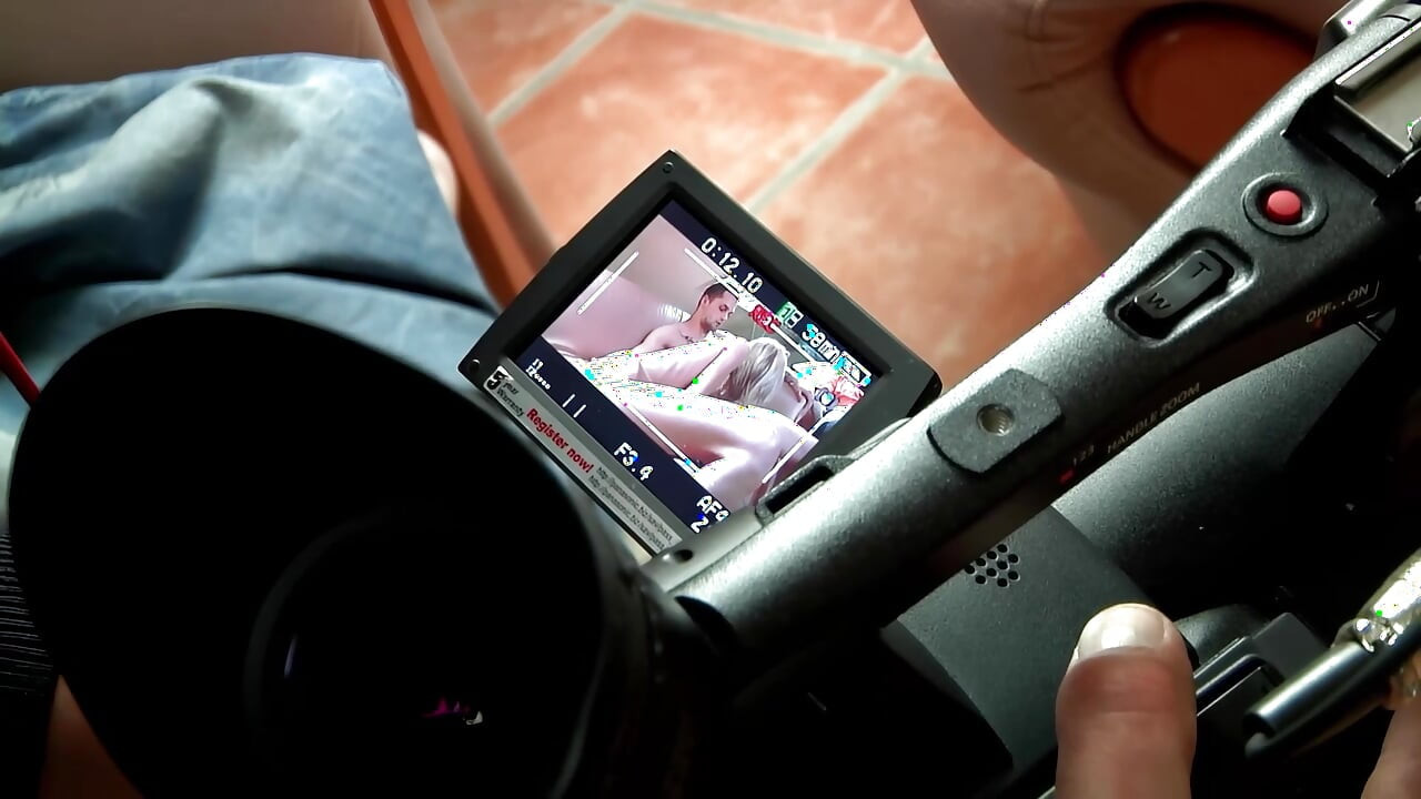 Горещи млади съпруги в тройка и компилация за рогоносци