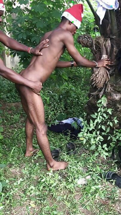 Christmas Holiday Outdoor Sex with Two African Hot Tops Fuck a Twink Breback